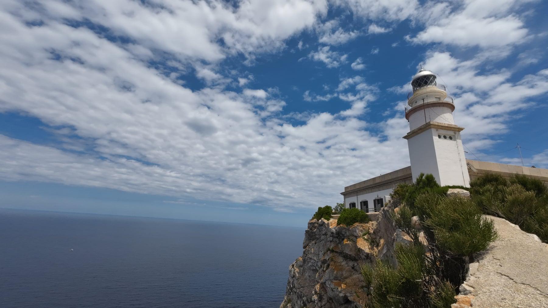 Lighthouse on the cliff