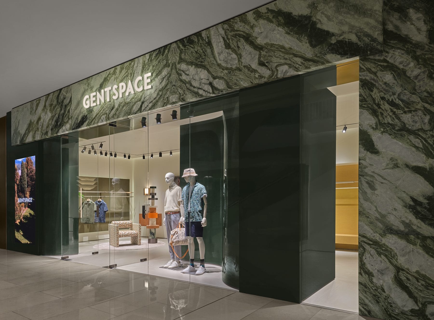 Second stitched panorama of the storefront