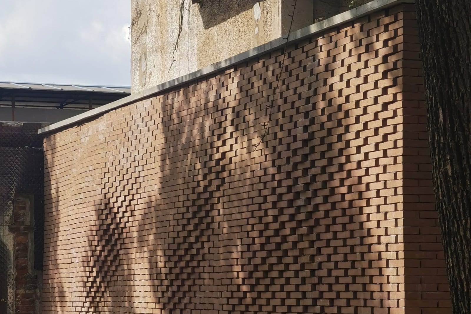 Office 81 facade renovation proposal