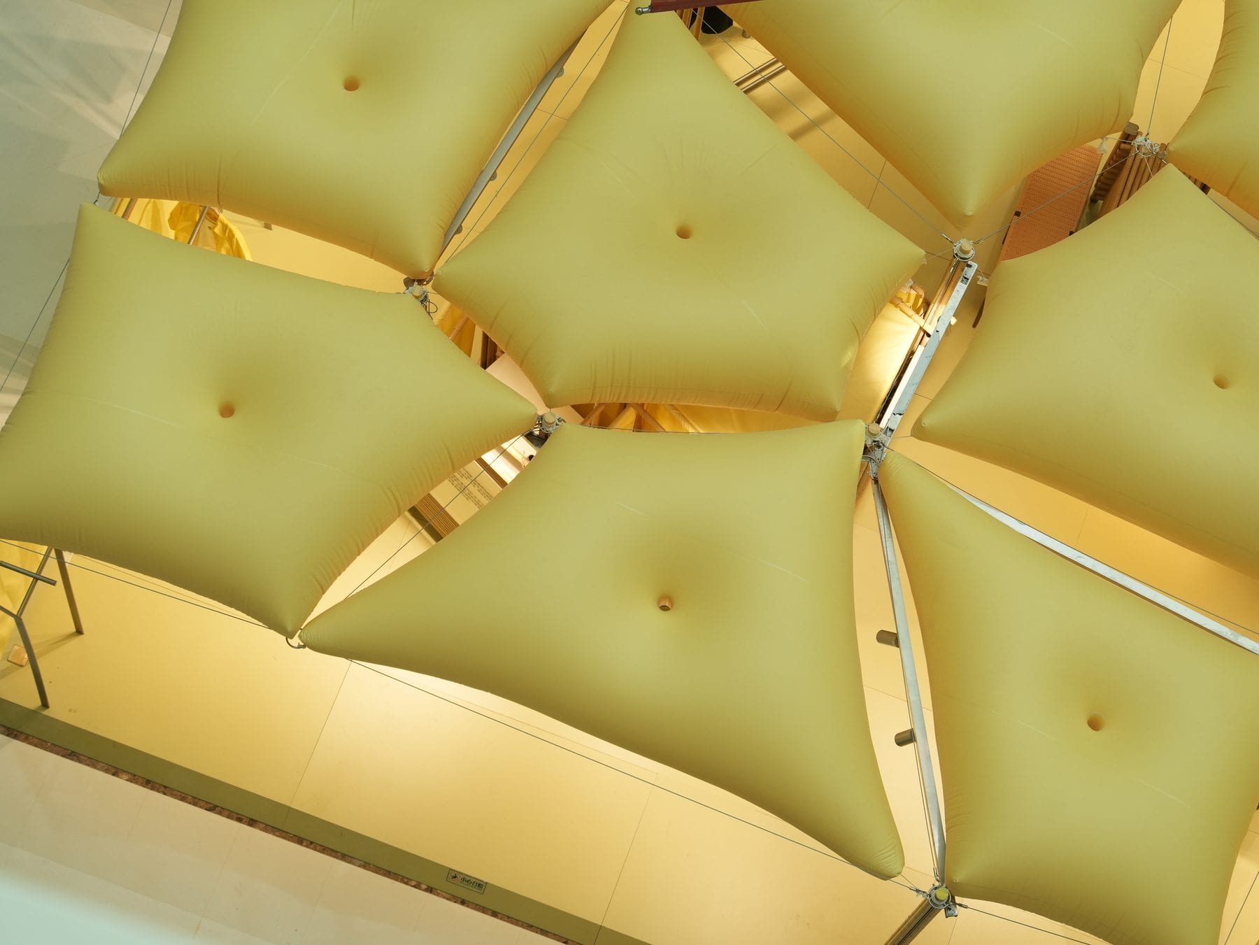 Detail of the inflated pillow ceiling